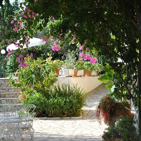 Helios Splendid Hotel apartamentowy Mpoukaris